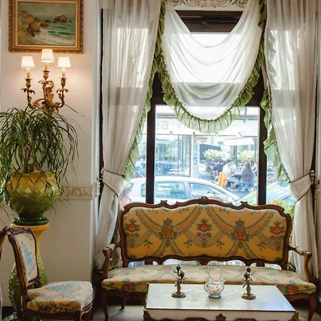 Royal Hotel 3*