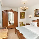 Хотел Royal 3*