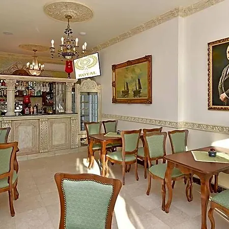 Hotel Royal 3*