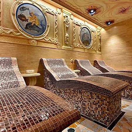 Royal 3* Varna