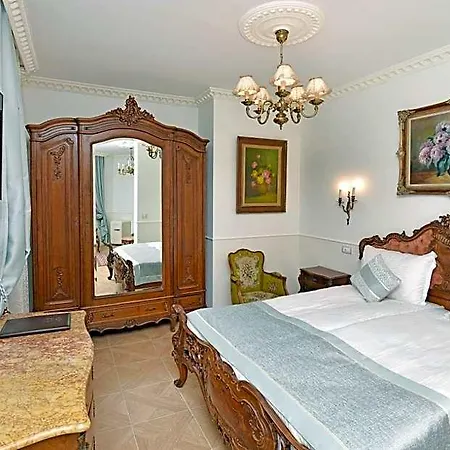 Royal 3* Varna